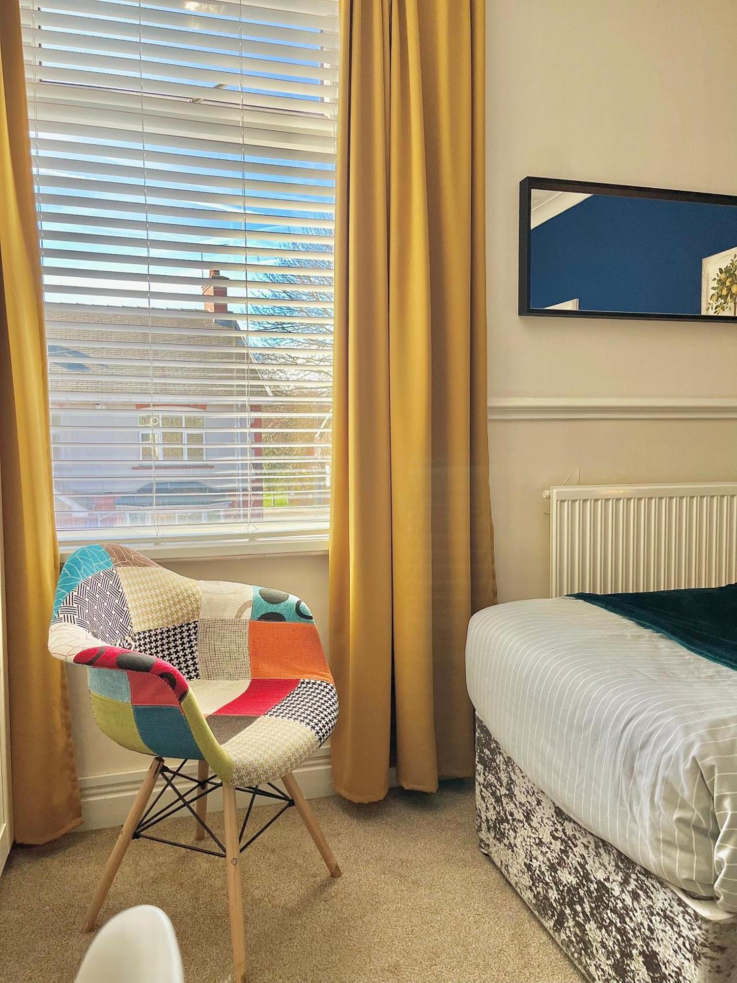 Summer Lane House-3 Bedrooms-Close To M1-Longer Stay-Free Parking Barnsley Kültér fotó