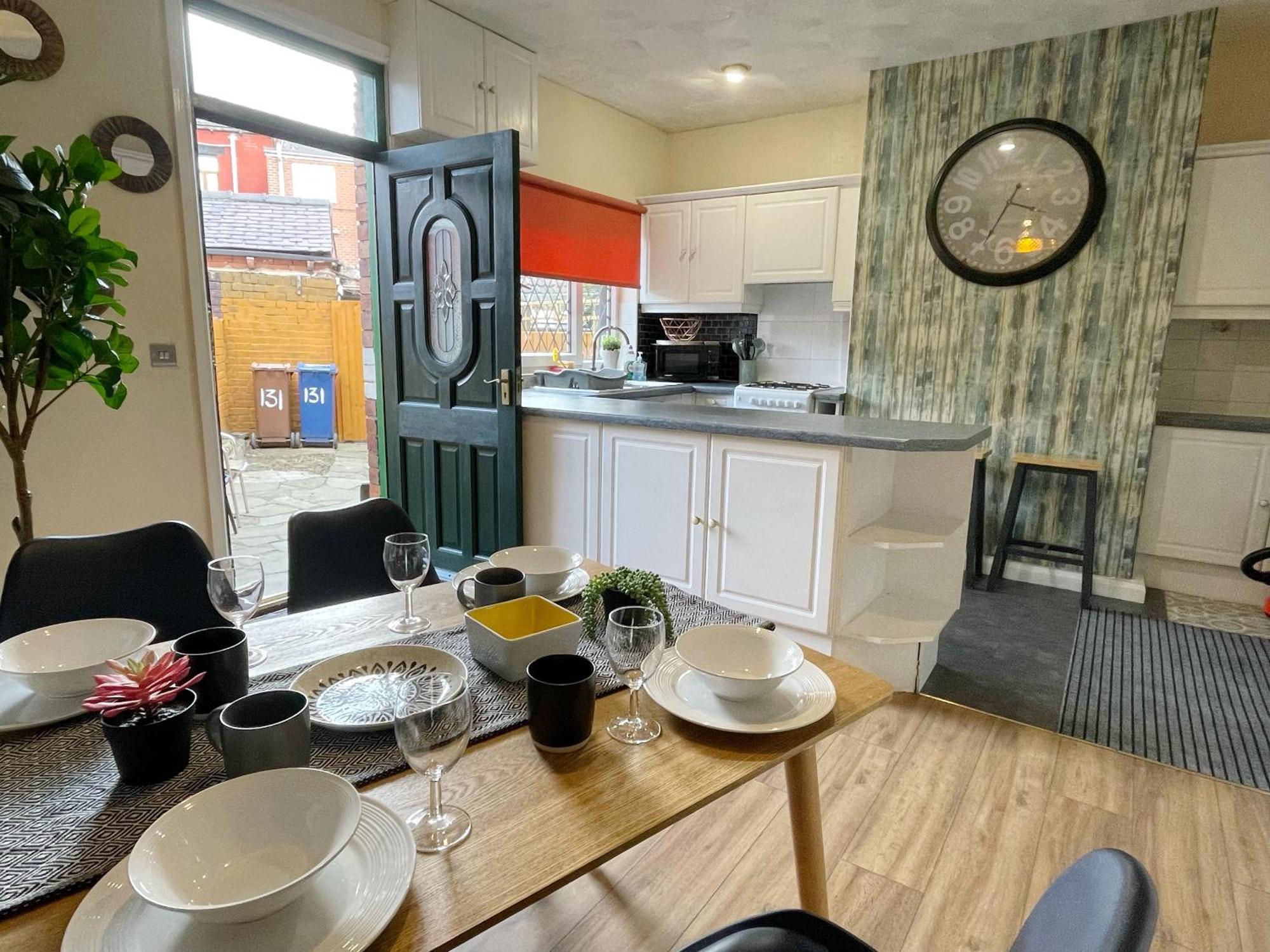 Summer Lane House-3 Bedrooms-Close To M1-Longer Stay-Free Parking Barnsley Kültér fotó