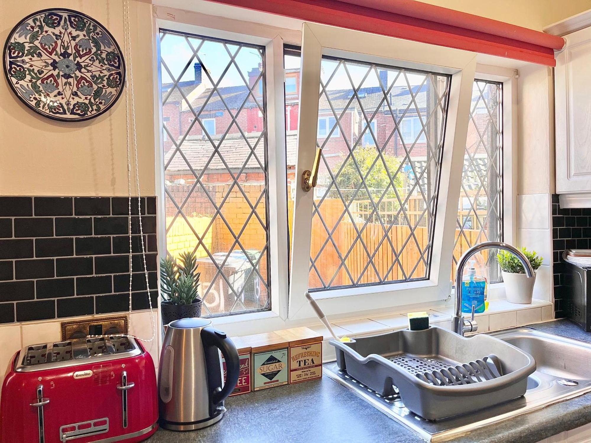Summer Lane House-3 Bedrooms-Close To M1-Longer Stay-Free Parking Barnsley Kültér fotó